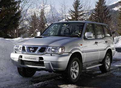 Nissan Terrano - копия с Форда Маверик