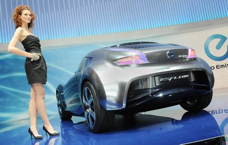 Nissan Esflow на Женевском автосалоне - 2011 Nissan Esflow на Женевском автосалоне - 2011