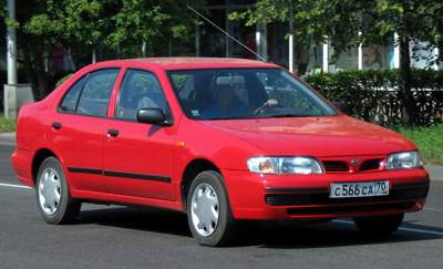 Nissan Almera N15 в кузове седан Nissan Almera N15 в кузове седан
