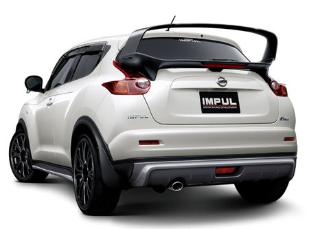 Nissan Juke Impul - вид сзади